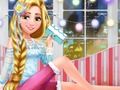 Игра Забавна нощ на сестрите  онлайн