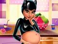 Игра Жената котка е бременна  онлайн