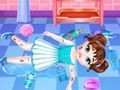 Игра Бебешка безопасност на бебето Тейлър онлайн