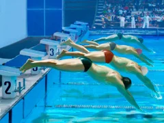 Swimming Pool Race — безплатна онлайн игра