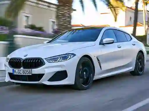 BMW 8-Series — безплатна онлайн игра