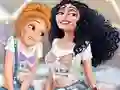 Disney Mom & Daughter Shopping Day — безплатна онлайн игра