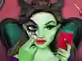 Evil Queen Glass Skin Routine #Influencer — безплатна онлайн игра