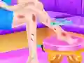 Girl Bathroom Accident — безплатна онлайн игра