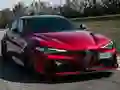 Alfa Romeo Giulia GTA Slide — безплатна онлайн игра