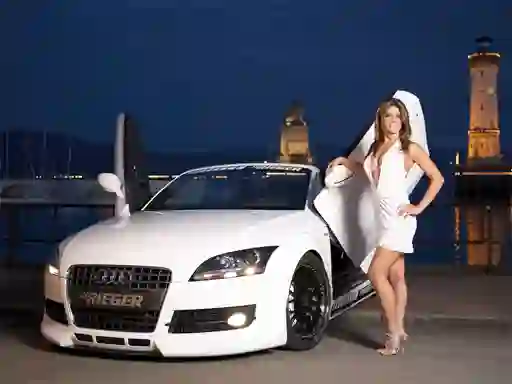 Miss Tuning Show Girls — безплатна онлайн игра