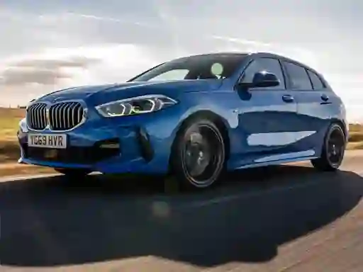 BMW 1 Series UK — безплатна онлайн игра