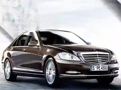 Luxury Sedan Suzzle — безплатна онлайн игра
