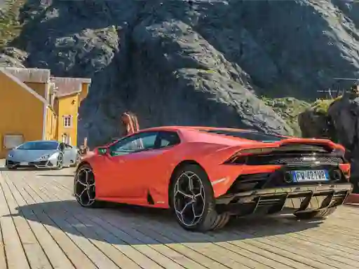 Huracan Evo Puzzle — безплатна онлайн игра
