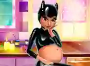 Catwoman Pregnant — безплатна онлайн игра