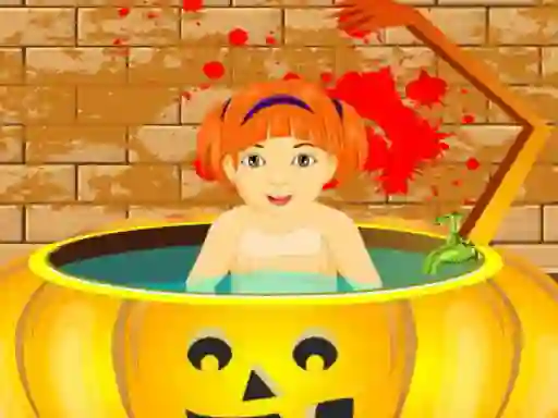 Little Baby Halloween Bathing — безплатна онлайн игра