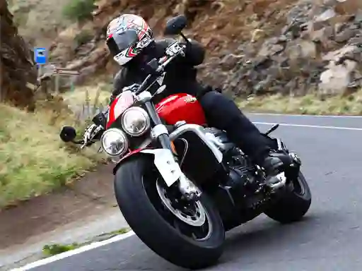 Triumph Rocket 3 — безплатна онлайн игра