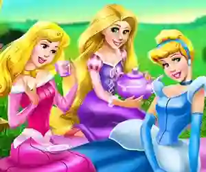Princesses Day Out — безплатна онлайн игра