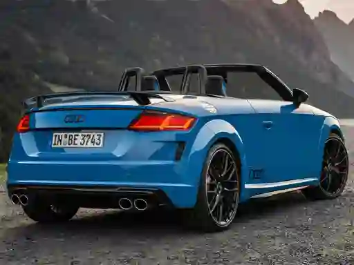 Audi TTS Roadster Slide — безплатна онлайн игра