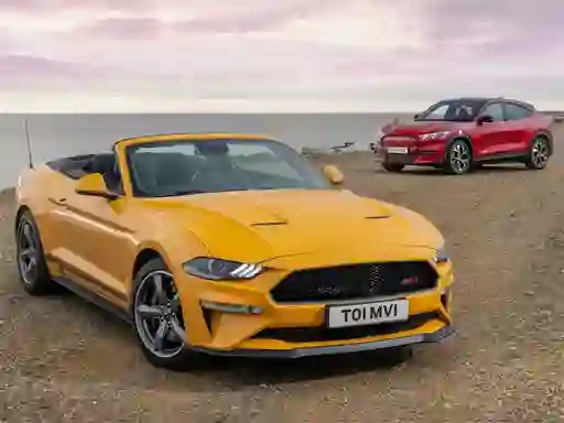 Ford Mustang California Special Slide — безплатна онлайн игра