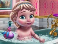 Игра Baby Ice Queen: забавление под душа  онлайн